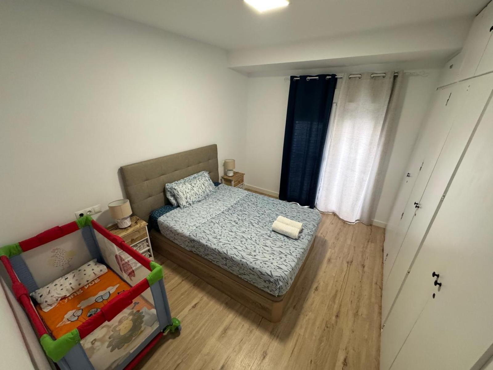 Apartamentos Playa Postiguet アリカンテ エクステリア 写真